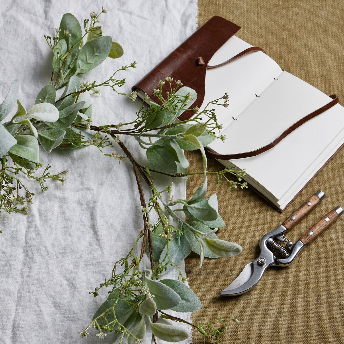 Winter Garland with Lamb’s Ear & Wax Flower – 153cm