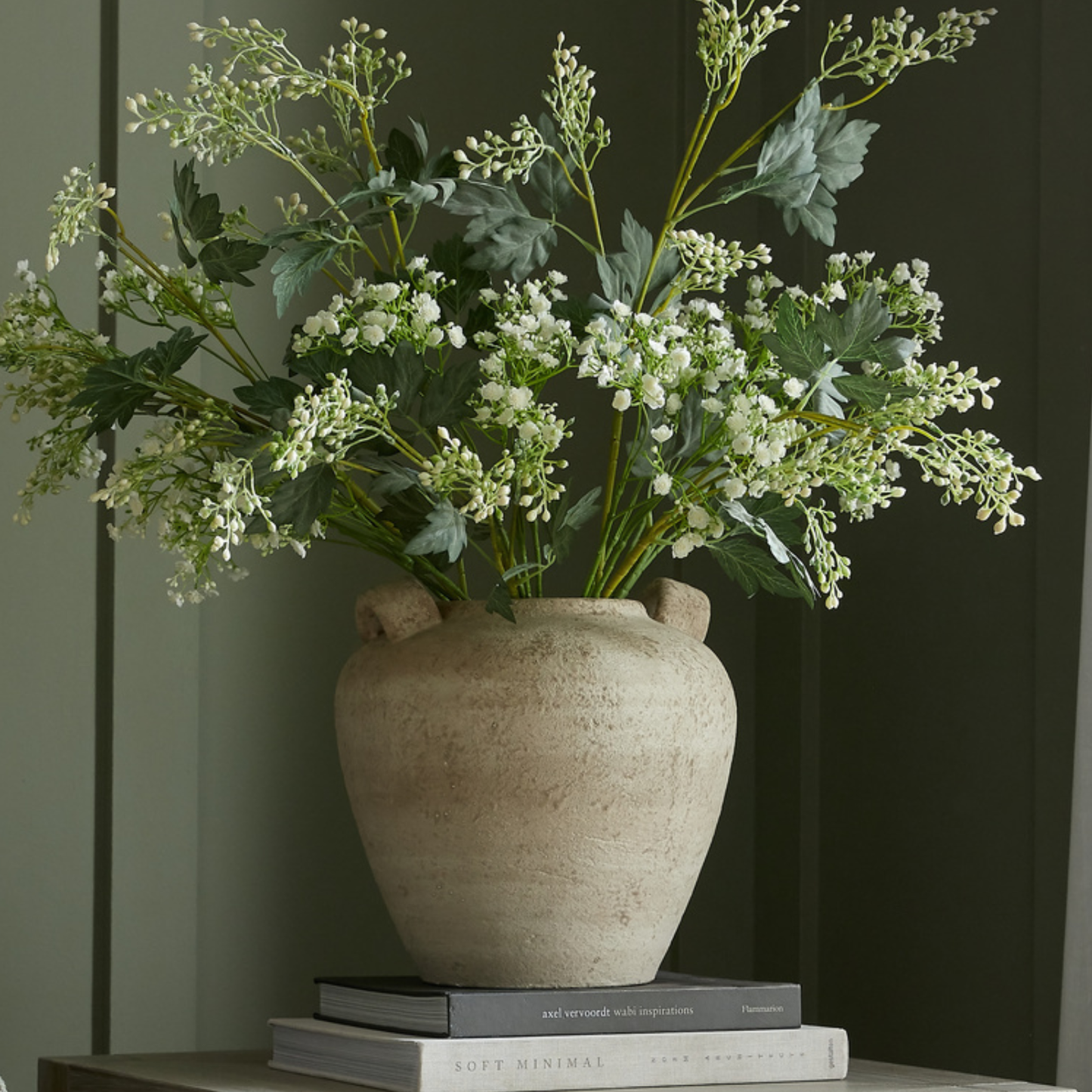 Aster Medium Urn Vase